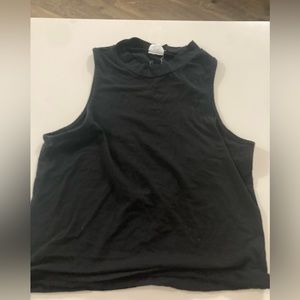 Black Muscle Tee Crop Top